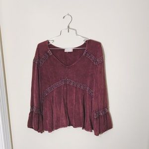 Altar’d state vneck maroon plum flowy top size M